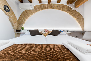 Hostal977 en Tarragona (Tarragona)