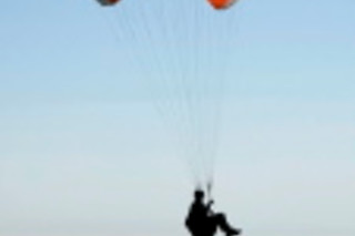 Un vuelo en parapente biplaza para 1 en Parapente Factory en Arbolí (Tarragona)
