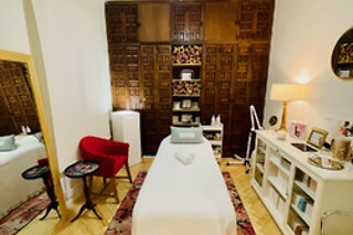 Un tratamiento piel de seda corporal con relajación para 1 en Iralaultima's Beauty en Madrid