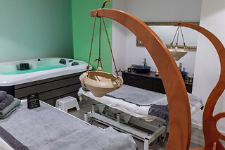 Un acceso a espacio bienestar y un tratamiento facial para 1 en Avantwell Medical en Barcelona