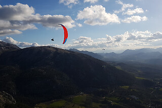 Un vuelo en parapente para 2 en Zen Parapente en Cenes de la Vega (Granada)