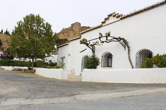 Una noche con desayuno para 2 en Cuevas de Pedro Antonio en Guadix (Granada)