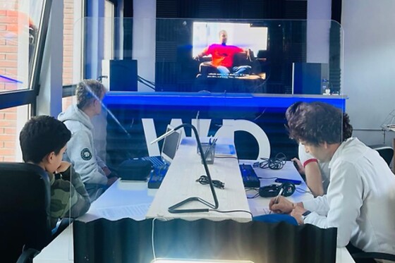 Una experiencia de DJ para 1 en Who is in da School en Simancas (Valladolid)