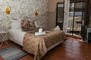Una noche con cena para 2 en Hotel Río Escabas en Cañamares (Cuenca)