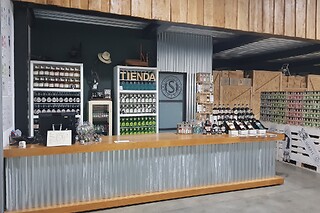 Una visita guiada con cata para 2 en Destilería Siderit en Arce (Cantabria)