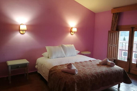 Una noche con cena para 2 en Hotel Río Escabas en Cañamares (Cuenca)