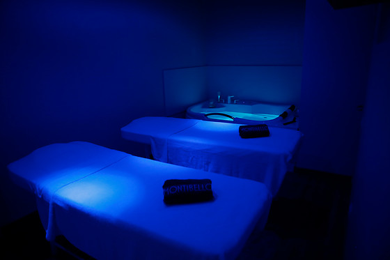 Un masaje relajante y un acceso a espacio bienestar para 2 en Ananda Spa en Barcelona