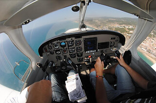 Una experiencia de vuelo de introducción para 1 en Aereogavina en Sabadell (Barcelona)