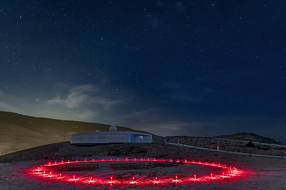 Dos entradas más observación nocturna para 2 en Galáctica en Arcos de las Salinas (Teruel)