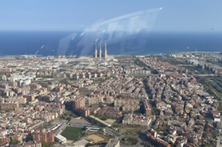 Un Tour Litoral en helicóptero para 3 en Helicóptero BCN en Barcelona