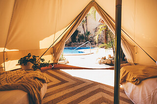Dos noches en tienda para 2 en Glamping Slow Axarquía en Benagalbón (Málaga)