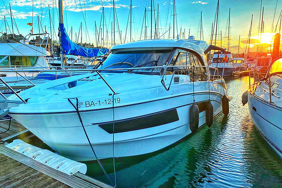 Una noche para grupo en Yate de lujo Getxo en Getxo (Bizkaia)
