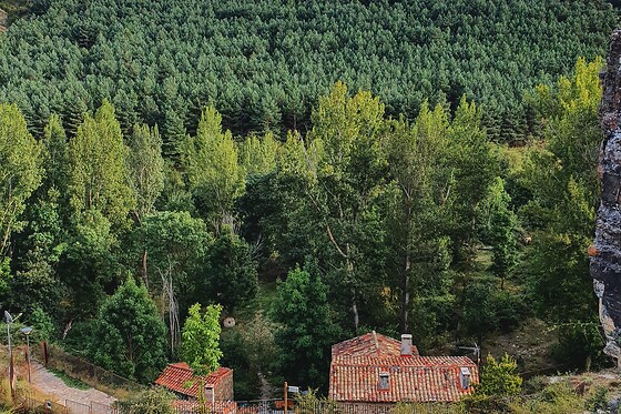 Dos noches con desayunos para 2 en Casa Rural Garduña El Molino de Bretún en Bretún (Soria)