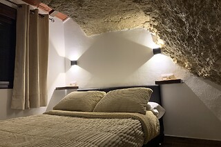 Dos noches con experiencia bienestar para 2 en Casa Cueva Luxury en Setenil de las Bodegas (Cádiz)