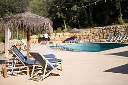 CAN BORA LODGES