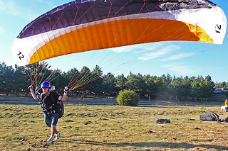 Curso inciación al parapente en Miraflores de la Sierra (Madrid)