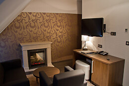 Hotel De Boskar Peer