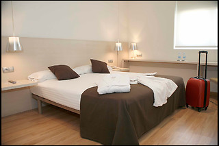 Una noche con cena para 2 en Hotel Cadosa*** en Soria