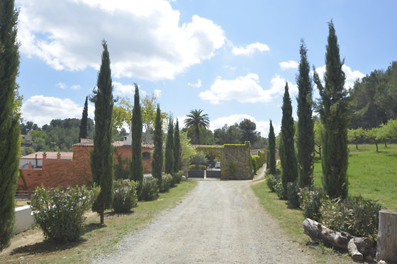 Dos noches con desayunos para 2 en Comarquinal Bioresort Penedès en Sant Quintí de Mediona (Barcelona)