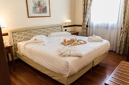 Phi Albergo dei Medaglioni