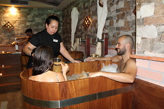 Un acceso a espacio bienestar y masaje para 1 en Beer Spa Salou en Salou (Tarragona)