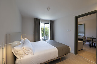 Dos noches con desayunos para 2 en Hotel H4 Cangas*** en Cangas de Morrazo (Pontevedra)