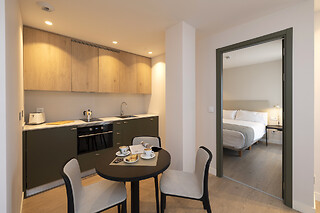 Dos noches con desayunos para 2 en Hotel H4 Cangas*** en Cangas de Morrazo (Pontevedra)