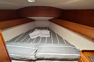Dos noches en Velero Feeling 36  para grupo de 2 a 4 en Naútica Agua de Mar en Valencia