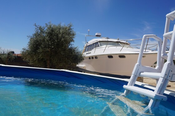 Dos noches en barco hasta 4 personas en Cuchiboat en Chinchón (Madrid)