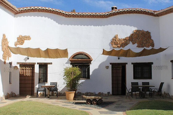 Una noche para 2 en Cuevas Hammam Abuelo José en Guadix (Granada)