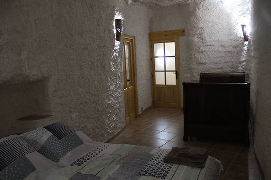 Una noche para 2 en Cuevas Al Ándalus en Orce (Granada)