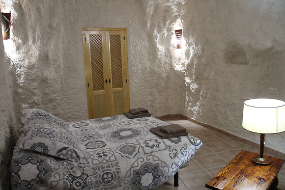 Una noche para 2 en Cuevas Al Ándalus en Orce (Granada)