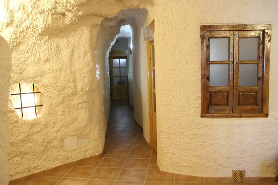 Una noche para 2 en Cuevas Al Ándalus en Orce (Granada)