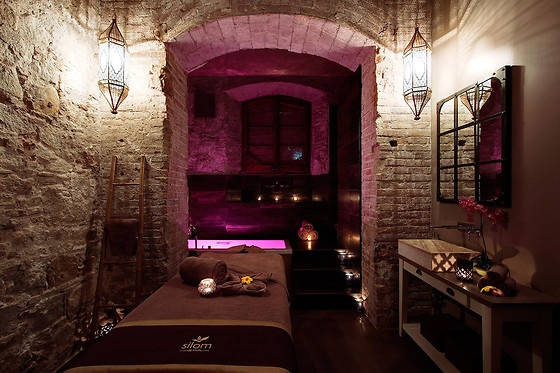 Un masaje para 1 en Silom Spa en Barcelona