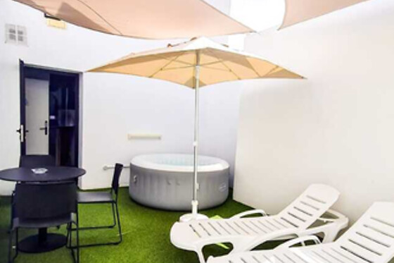 Una noche para 2 en Atypicap Capsule Hostel en Puerto de la Cruz (Santa Cruz de Tenerife)
