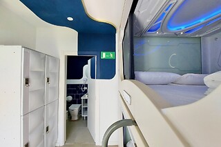 Dos noches con desayunos para 2 en Atypicap Capsule Hostel en Puerto de la Cruz (Santa Cruz de Tenerife)