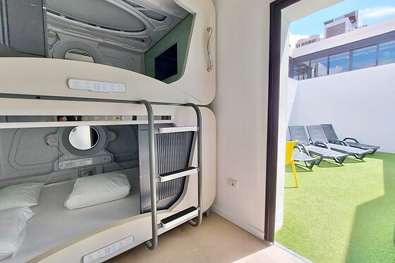 Una noche para 2 en Atypicap Capsule Hostel en Puerto de la Cruz (Santa Cruz de Tenerife)