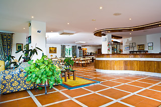 Una noche con experiencia bienestar para 2 en Aparthotel Villa Cabicastro*** en Portonovo (Pontevedra)