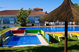 Una noche con experiencia bienestar para 2 en Aparthotel Villa Cabicastro*** en Portonovo (Pontevedra)