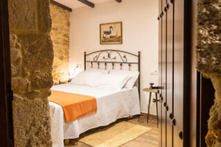 Dos noches con cena y experiencia bienestar para 2 en Casa Rural Laxido en Rianxo (A Coruña)