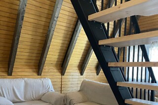 Una noche en la cabaña para 2 adultos y 2 niños en La Cabaña El Sueño en Madridejos (Toledo)