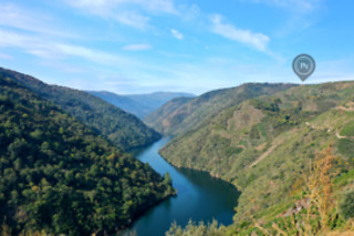 Bodega Regina Viarum "Viticultura Heróica" en Sober (Lugo)