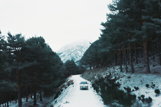 Una ruta exclusiva en 4x4 por el Valle del Ambroz y picnic para 2 en Vive Ambroz en Hervás (Cáceres)