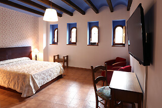 Dos noches en habitación superior para 2 en Hospedería de Sábada *** en Sábada (Zaragoza)