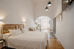 GRUPO BESARO HOTELS