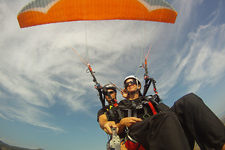 Un vuelo en parapente biplaza para 1 en Parapente Santa Pola en Santa Pola (Alicante)