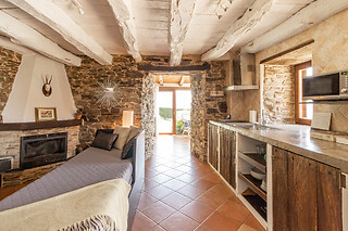 Una noche en suite con desayuno para 2 personas en Lar de Víes**** en A Pontenova (Lugo)