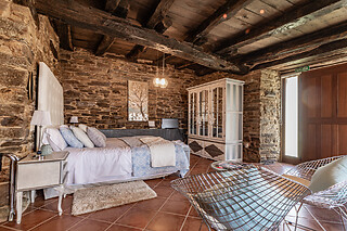 Una noche en suite con desayuno para 2 personas en Lar de Víes**** en A Pontenova (Lugo)