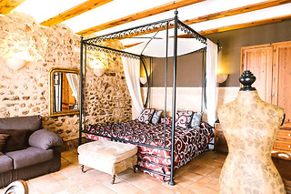 Dos noches con experiencia bienestar para 2 en Hotel Casa Babel*** en Villalonga (Valencia)