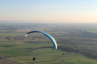 Un vuelo térmico de montaña en parapente para 2 en Airparapente en Alarilla (Guadalajara)